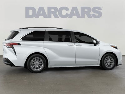 2026 Toyota Sienna XLE 7 Passenger