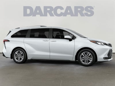 2026 Toyota Sienna Limited 7 Passenger