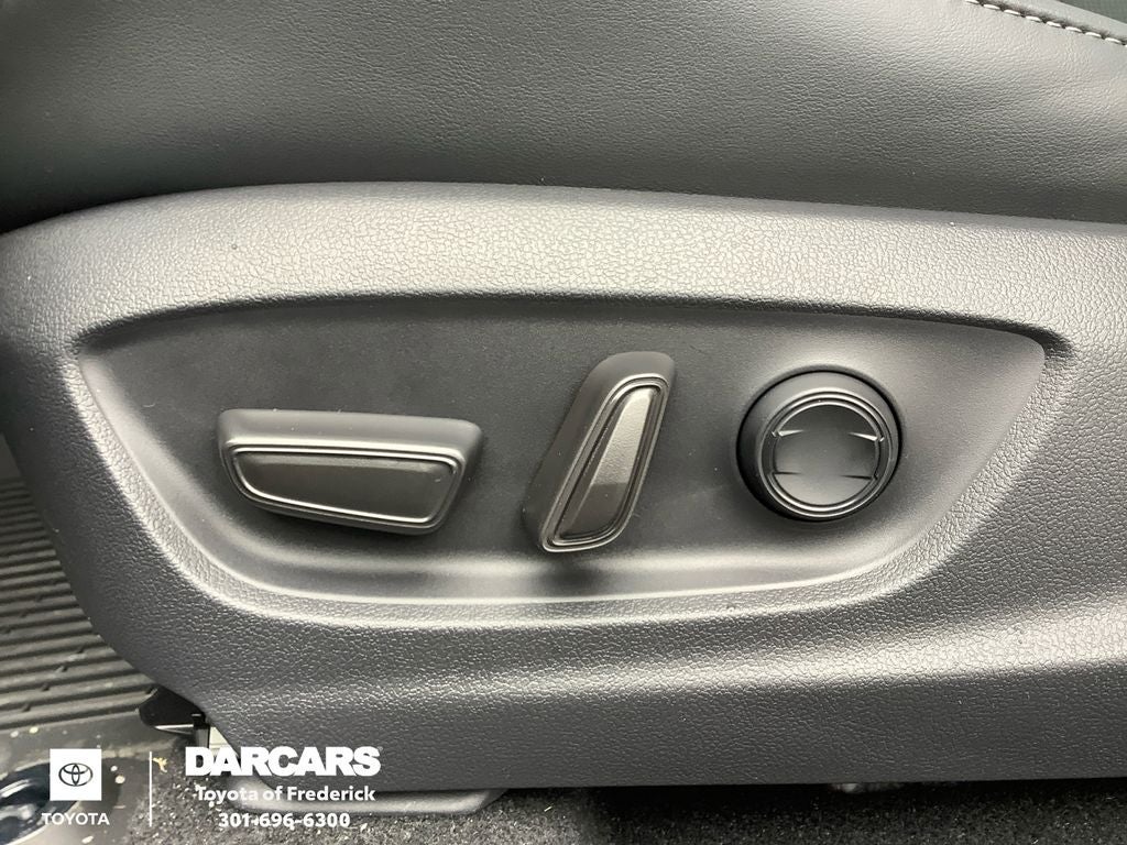 2026 Toyota Crown Signia Limited