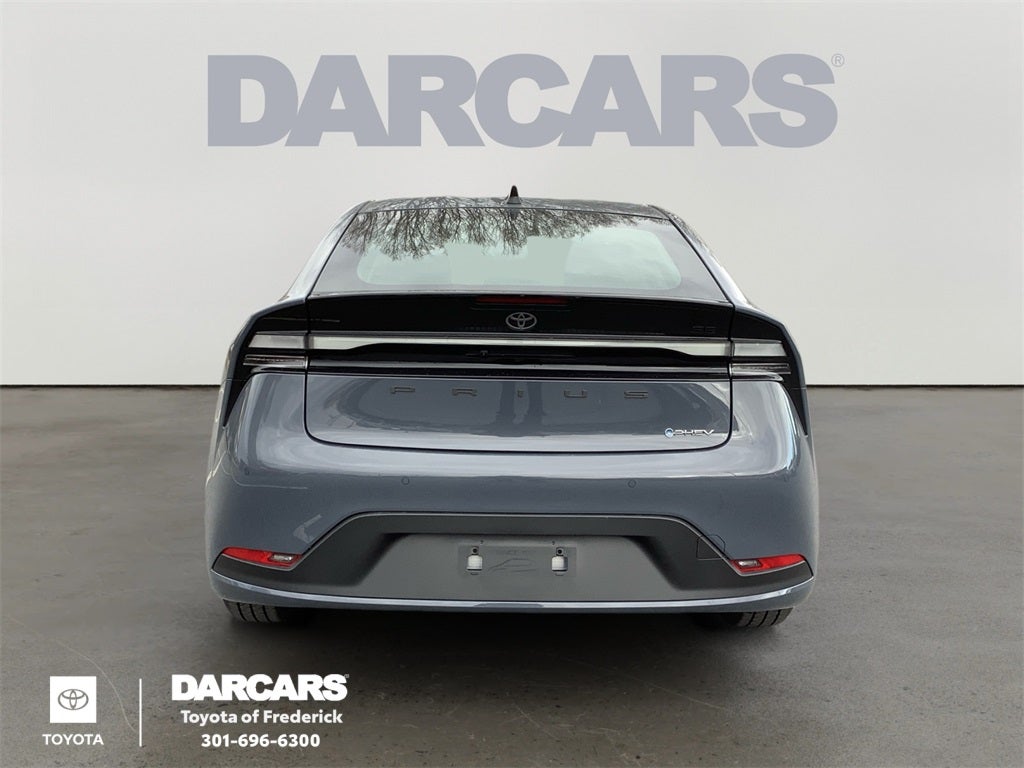 2026 Toyota Prius Plug-In Hybrid SE