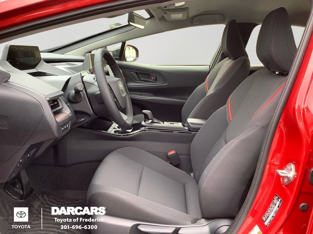 2026 Toyota Prius Plug-In Hybrid SE