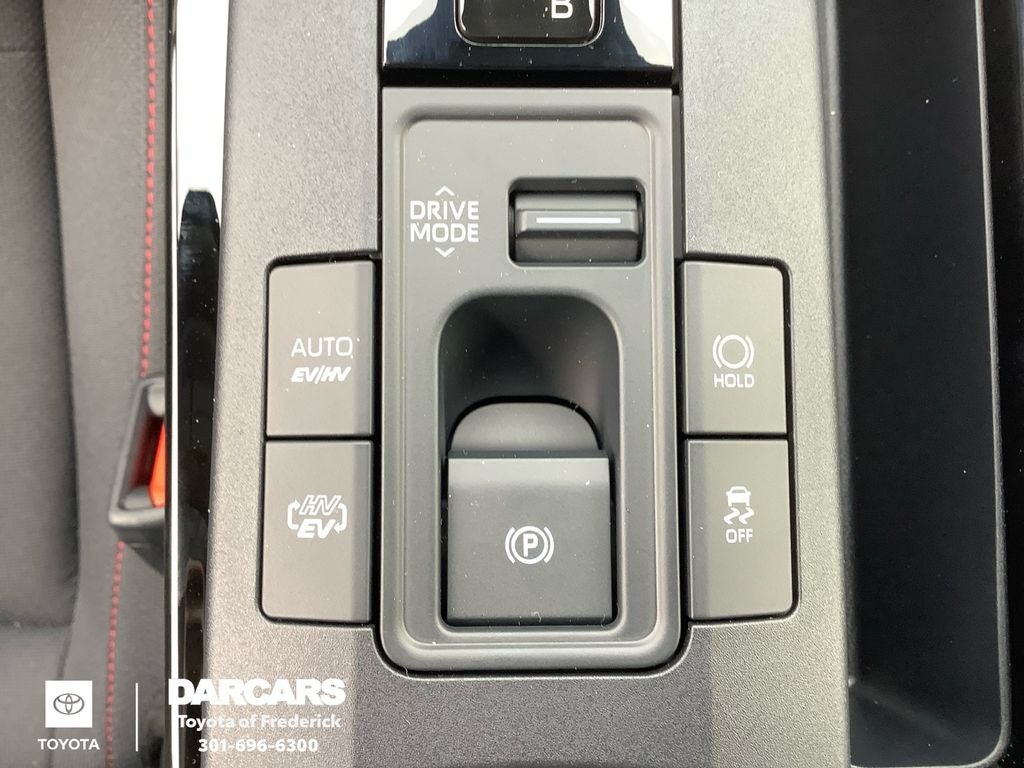 2026 Toyota Prius Plug-In Hybrid SE