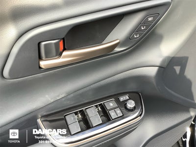 2026 Toyota Crown Platinum