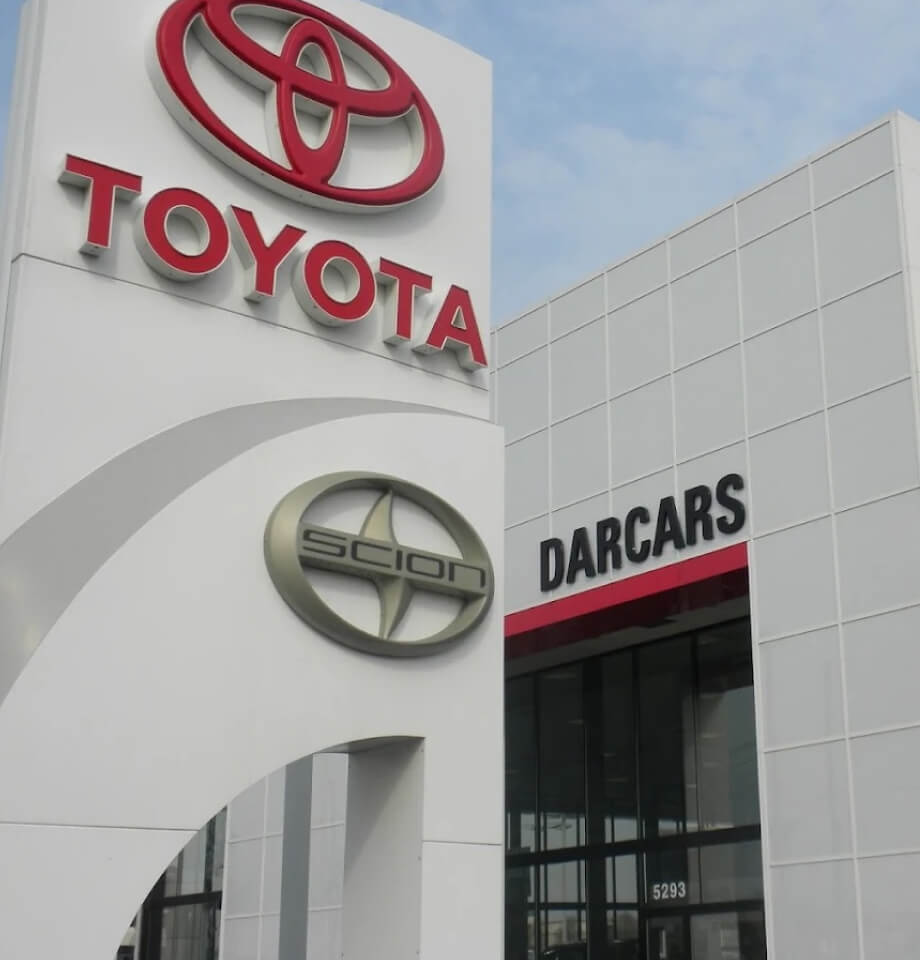 DARCARS Toyota Dealership Image